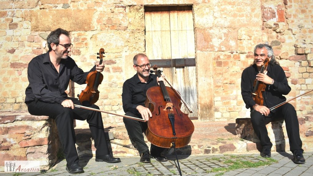 Trio Arcatia Mira al cel, mira enllà, mira en terra